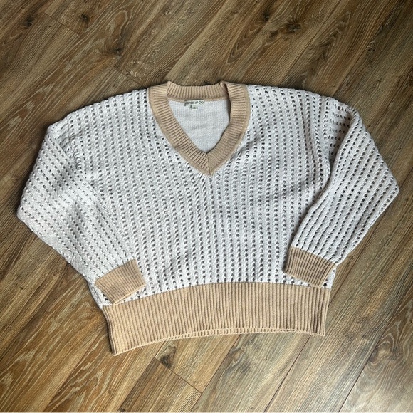 FRYE AND CO. V-Neck Sweater - Cream and Tan Women’s XL - Picture 1 of 6